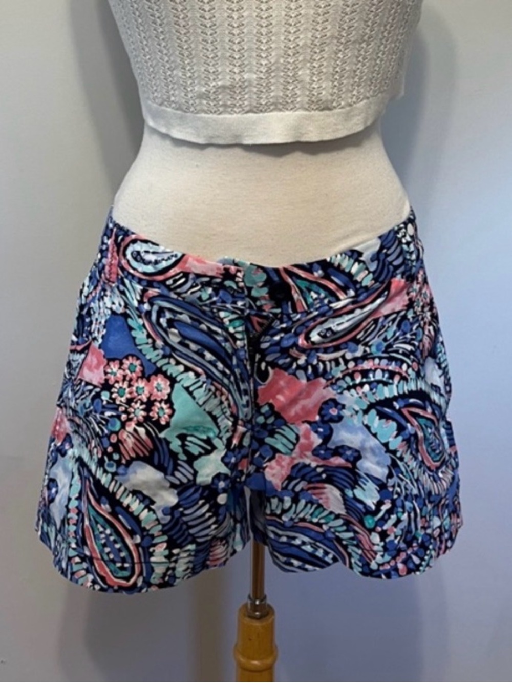 Crown & Ivy Caroline shorts pink and Blue EUC Size 6 P